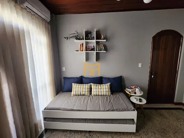 Casa com 1000m² 7 quartos e 9 banheiros, à venda, no bairro Curió-Utinga em Belém