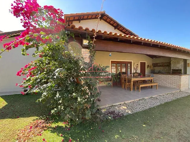 Casa com 1000m² 3 quartos e 2 banheiros, à venda, no bairro Votuparim em Santana de Parnaíba