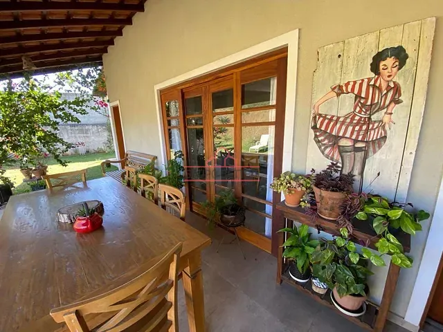 Casa com 1000m² 3 quartos e 2 banheiros, à venda, no bairro Votuparim em Santana de Parnaíba