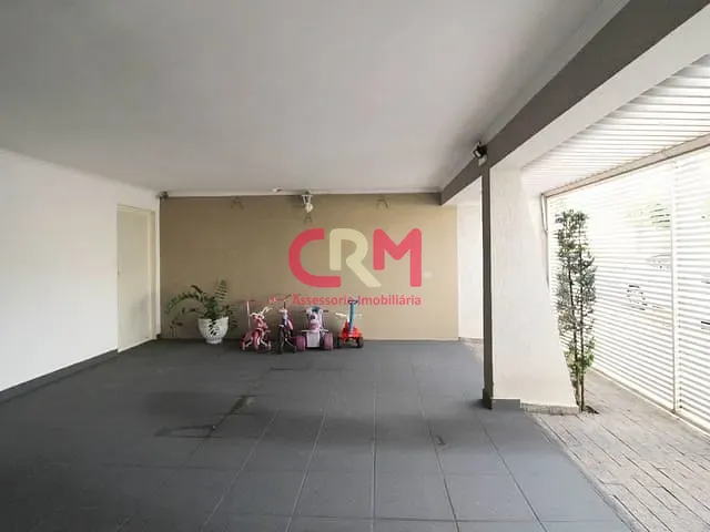 Casa com 396m² 4 quartos e 4 banheiros, à venda, no bairro Parque Residencial Laranjeiras I em Taquaritinga