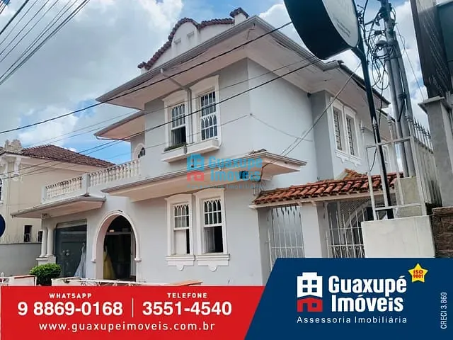 Casa com 746m², à venda, no bairro Centro em Guaxupé