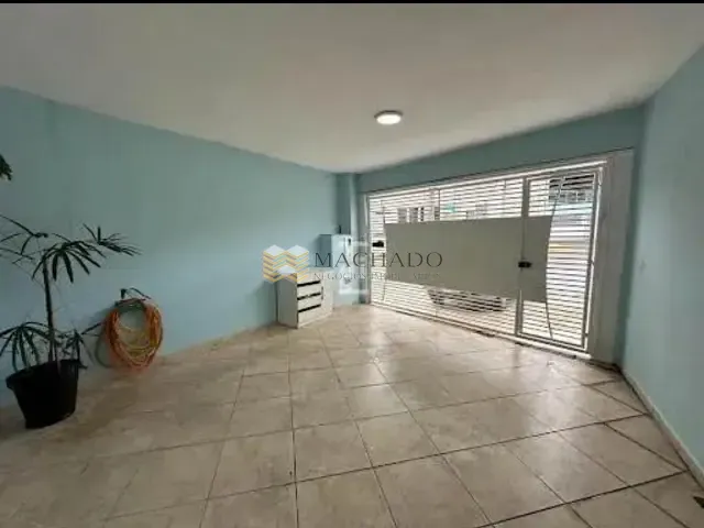 Casa 2 quartos e 2 banheiros, à venda, no bairro Jardim Itália em Várzea Paulista