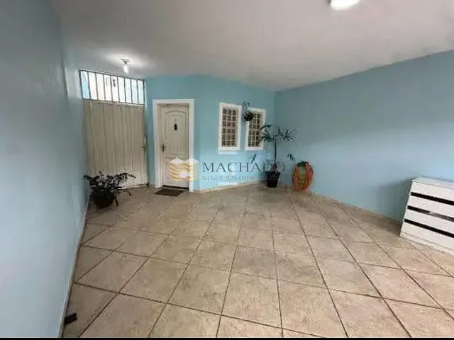 Casa 2 quartos e 2 banheiros, à venda, no bairro Jardim Itália em Várzea Paulista