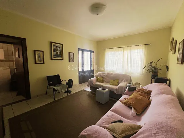 Casa com 250m² 3 quartos e 3 banheiros, à venda, no bairro Parque Residencial Groot em Holambra