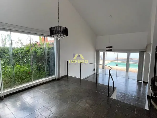 Casa com 420m² 2 quartos e 3 banheiros, à venda, no bairro Condomínio Fechado Hermenegildo Milioni em Salto