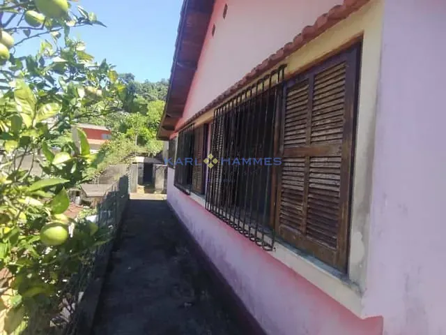 Casa com 288m² 2 quartos e 2 banheiros, à venda, no bairro São Sebastião em Petrópolis