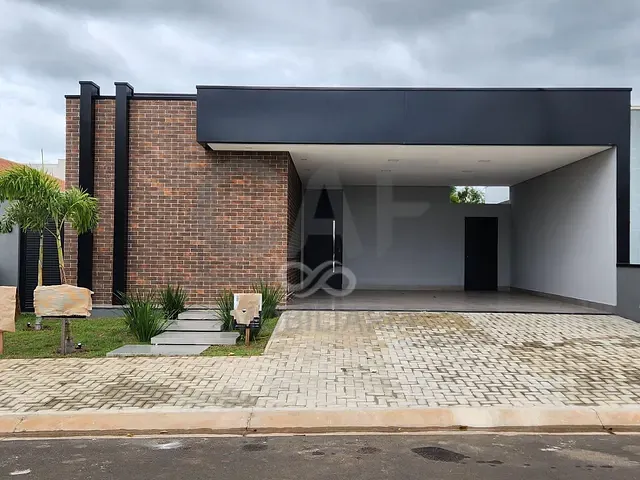 Casa com 360m² 3 quartos e 4 banheiros, à venda, no bairro Residencial Portal do Sol em Holambra