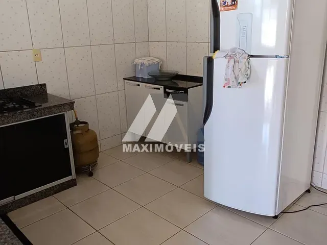 Casa com 264m² 3 quartos e 2 banheiros, à venda, no bairro Santa Marta em Bom Despacho