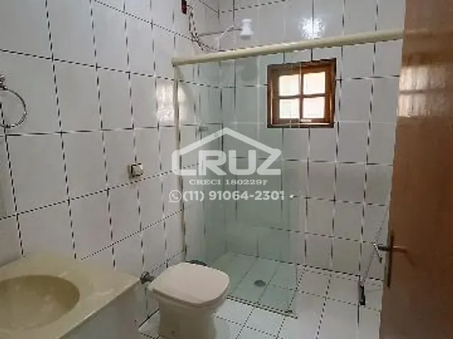 Casa com 270m² 4 quartos e 1 banheiro, à venda ou para alugar, no bairro Laranjeiras em Caieiras