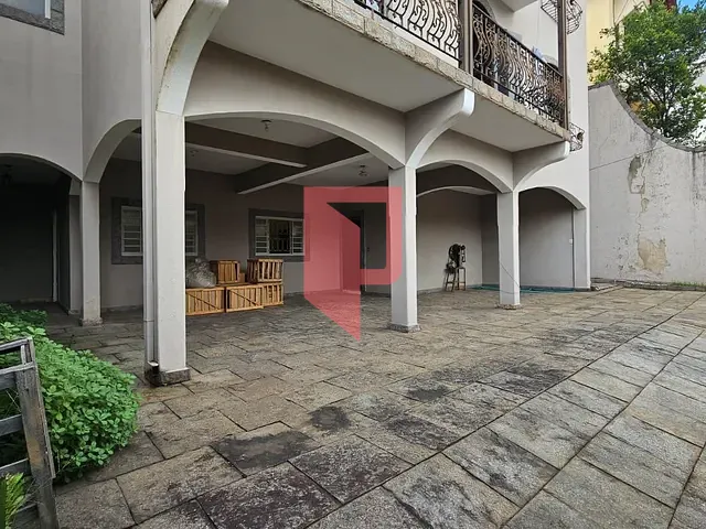 Casa 5 quartos e 5 banheiros, à venda, no bairro Caiçaras em Belo Horizonte