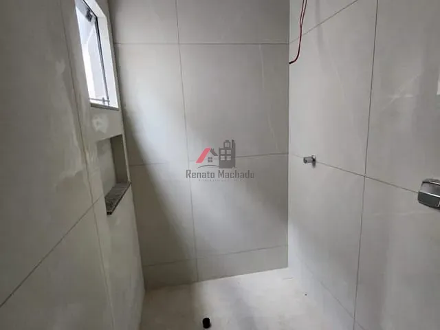 Casa com 126m² 2 quartos e 1 banheiro, à venda, no bairro Jardim Vale das Perobas IV em Arapongas
