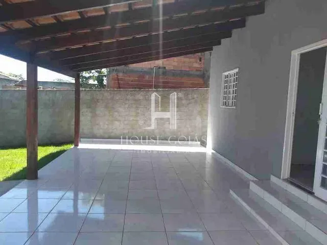 Casa com 220m² 2 quartos e 1 banheiro, à venda, no bairro Setor Estrela Dalva em Goiânia