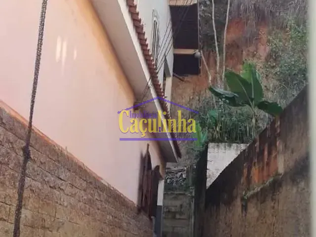 Casa com 70m², à venda, no bairro São Luís em Barra do Piraí