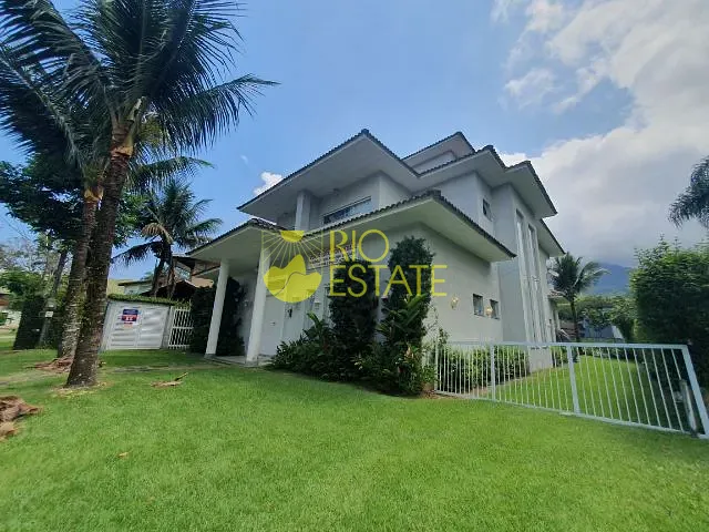 Casa com 648m² 7 quartos e 10 banheiros, à venda, no bairro Frade (Cunhambebe) em Angra dos Reis