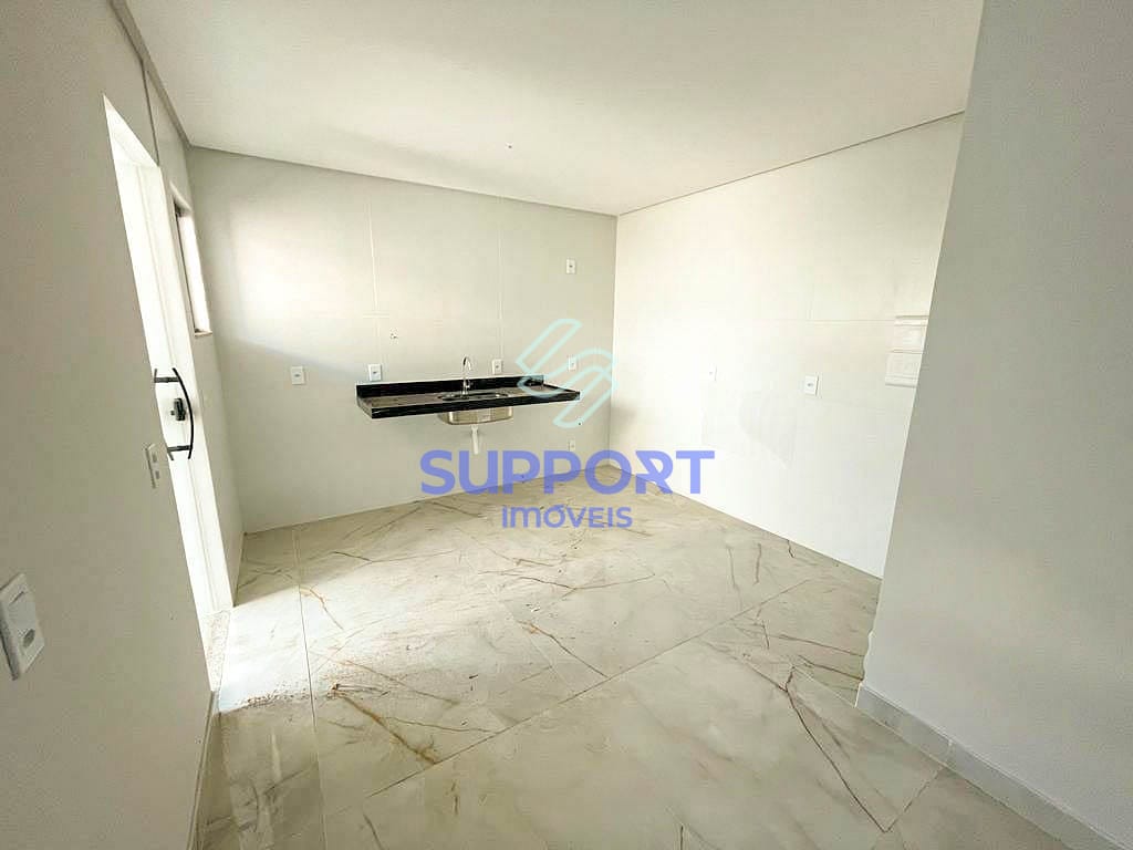 Casa à venda com 3 quartos, 124m² - Foto 7