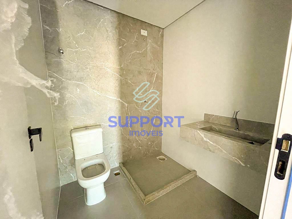 Casa à venda com 3 quartos, 124m² - Foto 13