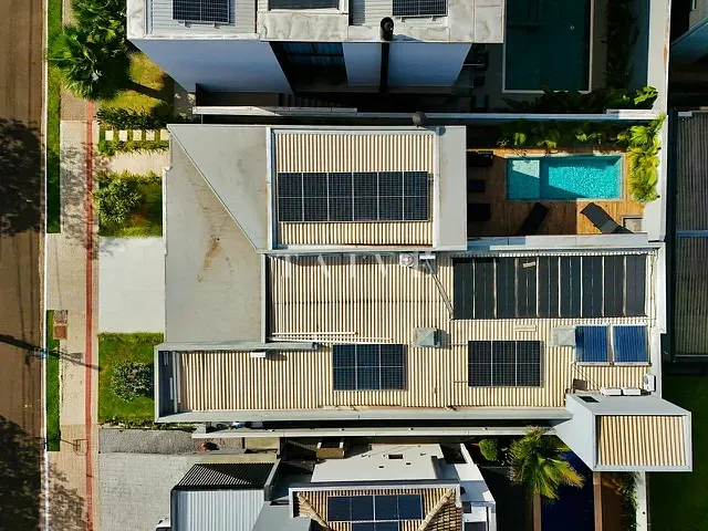 Casa com 506m² 3 quartos e 4 banheiros, à venda, no bairro Recanto do Salto em Londrina