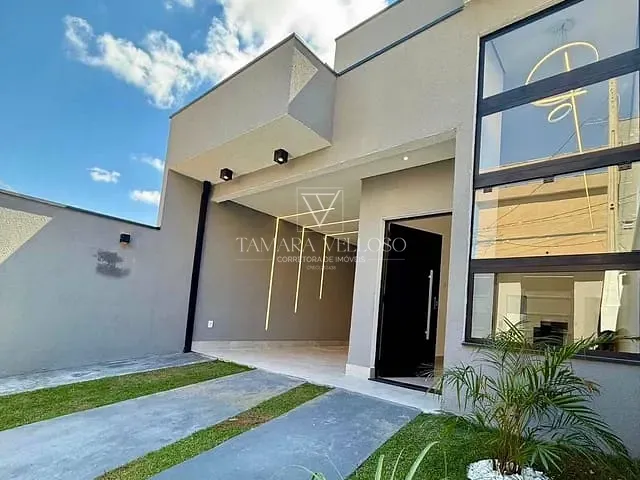 Casa com 204m² 3 quartos e 4 banheiros, à venda, no bairro Vila Caputera em Mogi das Cruzes