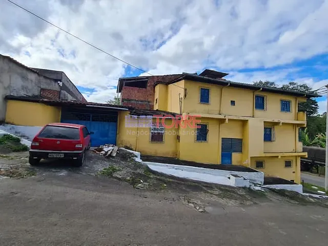 Casa 2 quartos e 2 banheiros, à venda, no bairro Santo Antônio em Itabuna