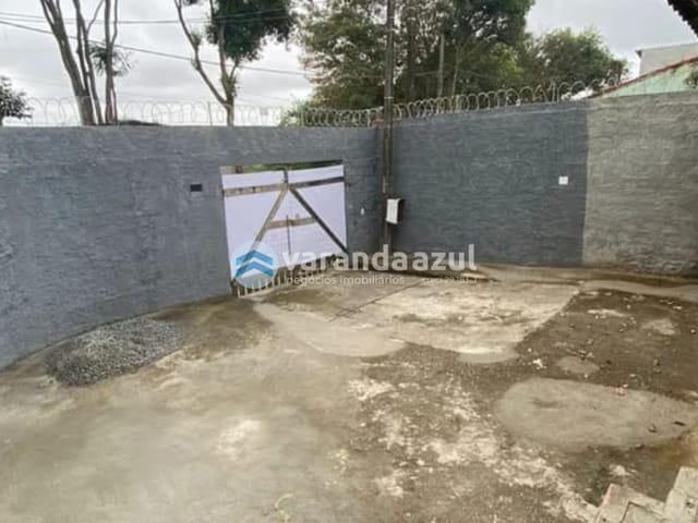 Casa com 152m² 2 quartos e 1 banheiro, à venda, no bairro Conjunto Residencial Santo Ângelo em Mogi das Cruzes