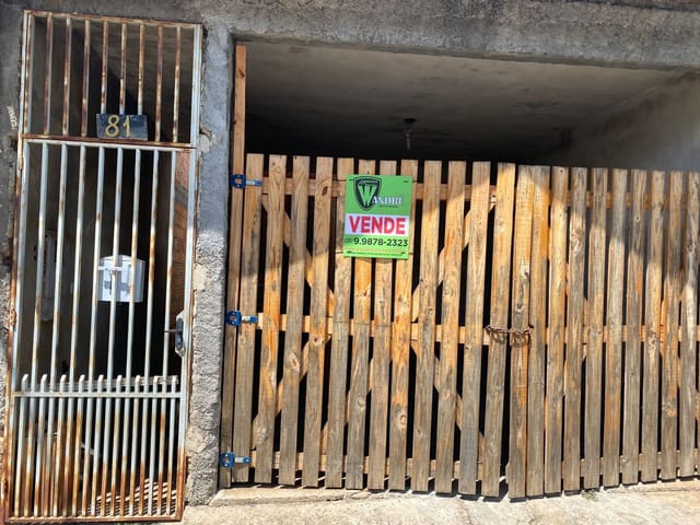 Casa com 100m² 2 quartos e 1 banheiro, à venda, no bairro Cambuí em Cambuí