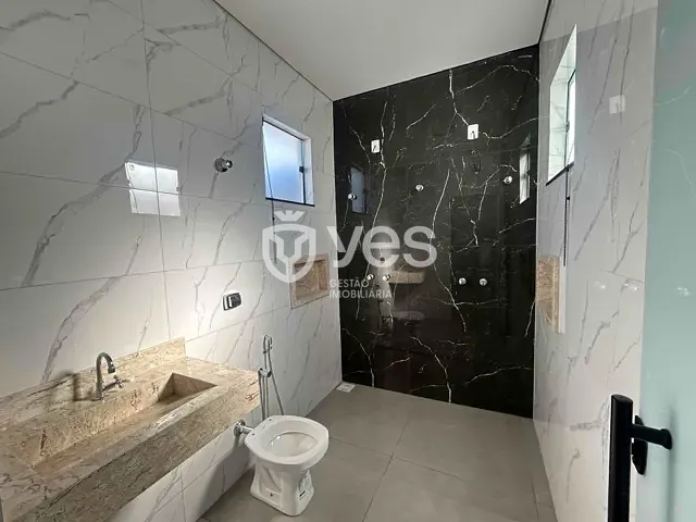 Casa com 240m² 3 quartos e 2 banheiros, à venda, no bairro Jardim Europa em Araxá