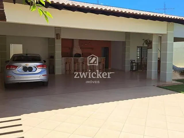 Casa com 510m² 3 quartos e 3 banheiros, à venda, no bairro Parque Jardim Europa em Bauru