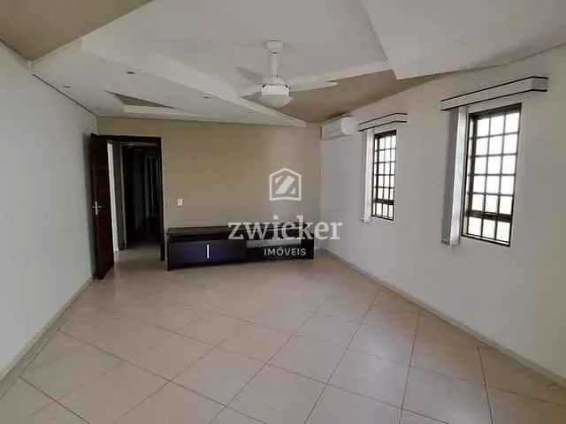 Casa com 510m² 3 quartos e 3 banheiros, à venda, no bairro Parque Jardim Europa em Bauru