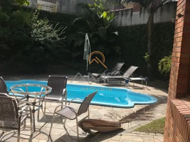 Casa com 320m² 3 quartos e 4 banheiros, à venda, no bairro Areal em Pelotas