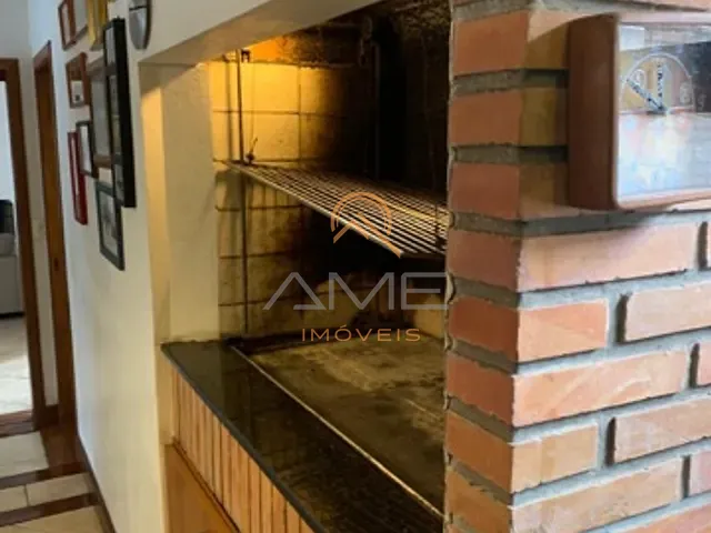 Casa com 320m² 3 quartos e 4 banheiros, à venda, no bairro Areal em Pelotas