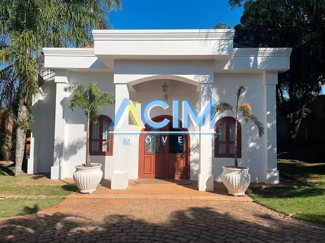 Casa com 1653m² 3 quartos e 4 banheiros, à venda, no bairro Nova Jaguariúna em Jaguariúna