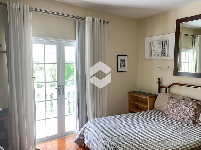 Casa com 709m² 4 quartos e 5 banheiros, à venda, no bairro Recreio dos Bandeirantes em Rio de Janeiro