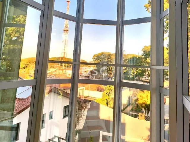 Casa com 1020m² 4 quartos e 6 banheiros, à venda, no bairro Jardim Social em Curitiba