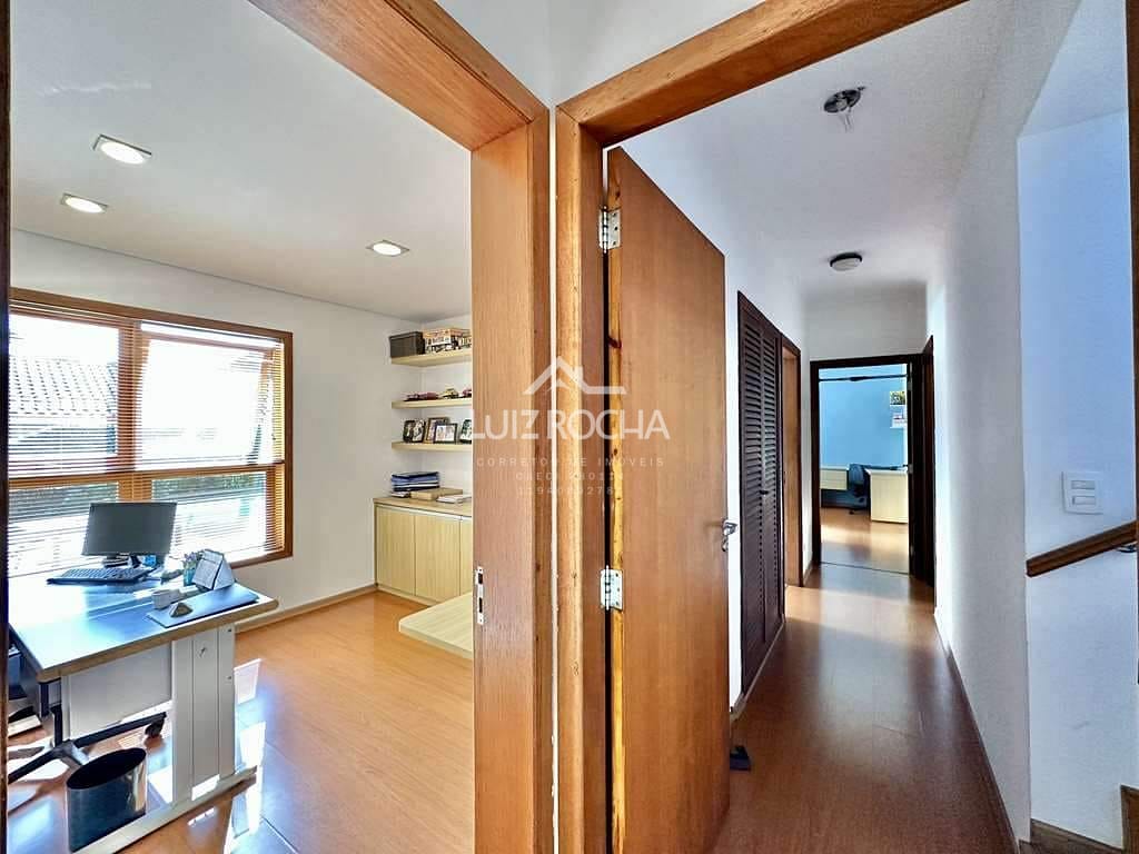 Casa, 4 quartos, 359 m² - Foto 35