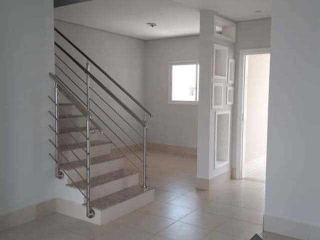 Casa com 165m² 3 quartos e 4 banheiros, à venda, no bairro Ribeirão do Lipa em Cuiabá