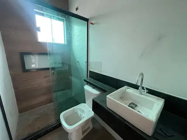 Casa com 180m² 3 quartos e 4 banheiros, à venda, no bairro Jardim Atlântico Leste (Itaipuaçu) em Maricá