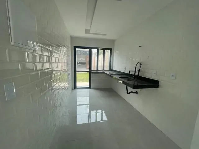 Casa com 180m² 3 quartos e 4 banheiros, à venda, no bairro Jardim Atlântico Leste (Itaipuaçu) em Maricá