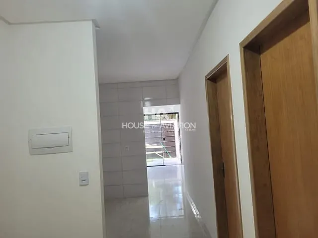 Casa com 300m² 3 quartos e 2 banheiros, à venda, no bairro Residencial Santa Fé I em Goiânia