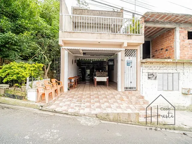 Casa com 300m² 3 quartos e 3 banheiros, à venda, no bairro Chácara Vista Alegre em Cotia