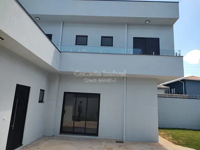 Casa com 165m² 2 quartos e 3 banheiros, à venda, no bairro Jardim Europa em Jaguariúna