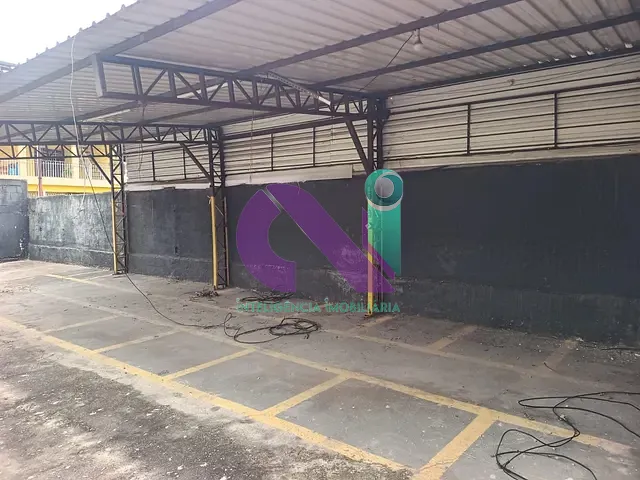 Casa com 224m² 2 quartos e 2 banheiros, à venda, no bairro km 18 em Osasco