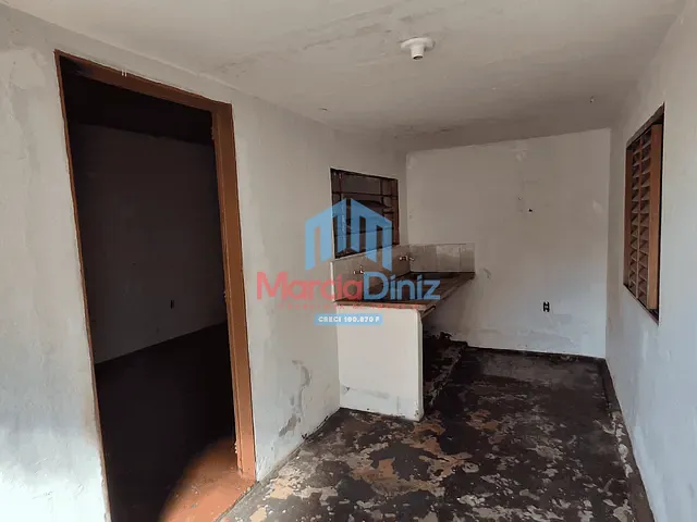 Casa 3 quartos e 1 banheiro, para alugar, no bairro Alto Da Estação em Ituverava