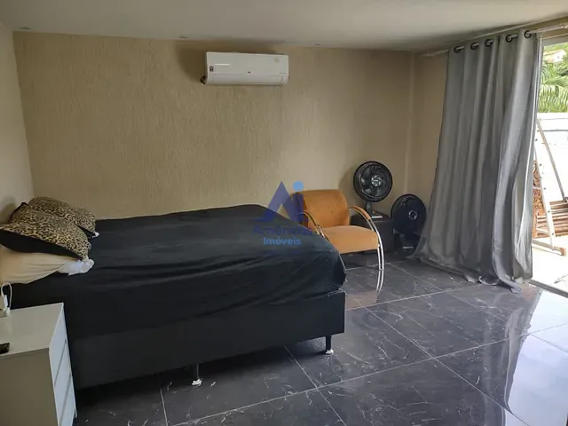 Casa 3 quartos e 3 banheiros, à venda, no bairro Barra de Guaratiba em Rio de Janeiro