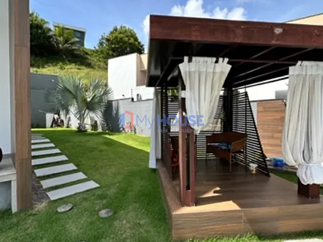 Casa 2 quartos e 4 banheiros, à venda, no bairro Nossa Senhora da Vitória em Ilhéus
