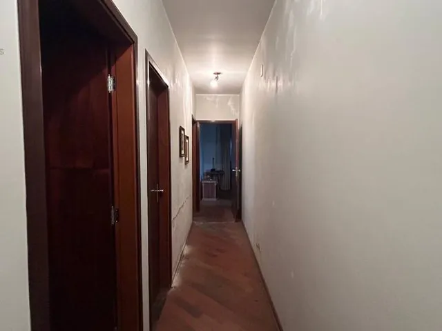 Casa com 360m² 3 quartos e 2 banheiros, para alugar, no bairro Jardim Vilas Boas em Londrina