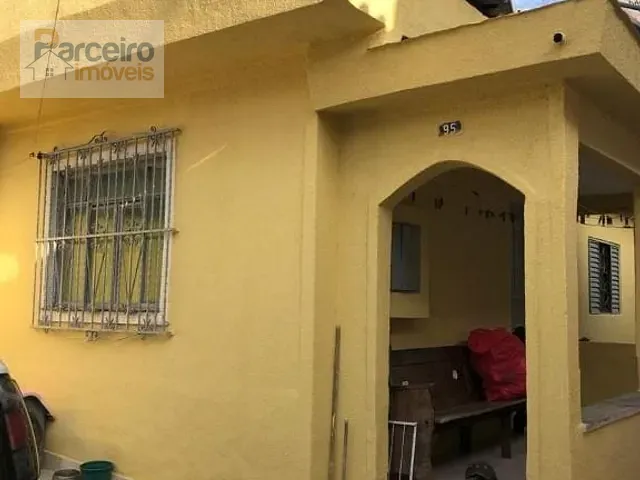 Casa com 144m² 2 quartos e 1 banheiro, à venda, no bairro Jardim das Rosas (Zona Leste) em São Paulo