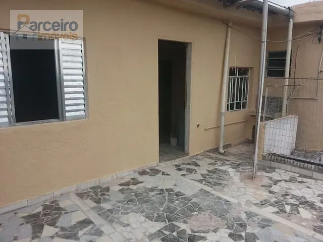 Casa com 144m² 2 quartos e 1 banheiro, à venda, no bairro Jardim das Rosas (Zona Leste) em São Paulo