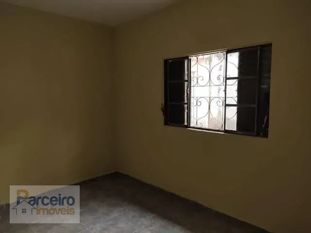 Casa com 144m² 2 quartos e 1 banheiro, à venda, no bairro Jardim das Rosas (Zona Leste) em São Paulo