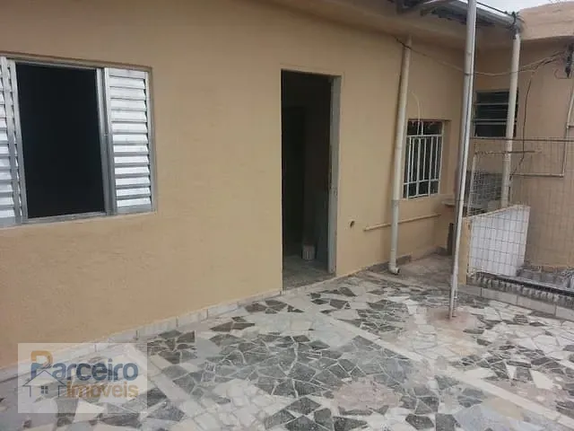 Casa com 144m² 2 quartos e 1 banheiro, à venda, no bairro Jardim das Rosas (Zona Leste) em São Paulo