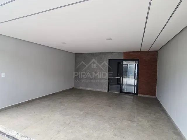 Casa com 200m² 3 quartos e 1 banheiro, à venda, no bairro Campo das Antas em Poços de Caldas